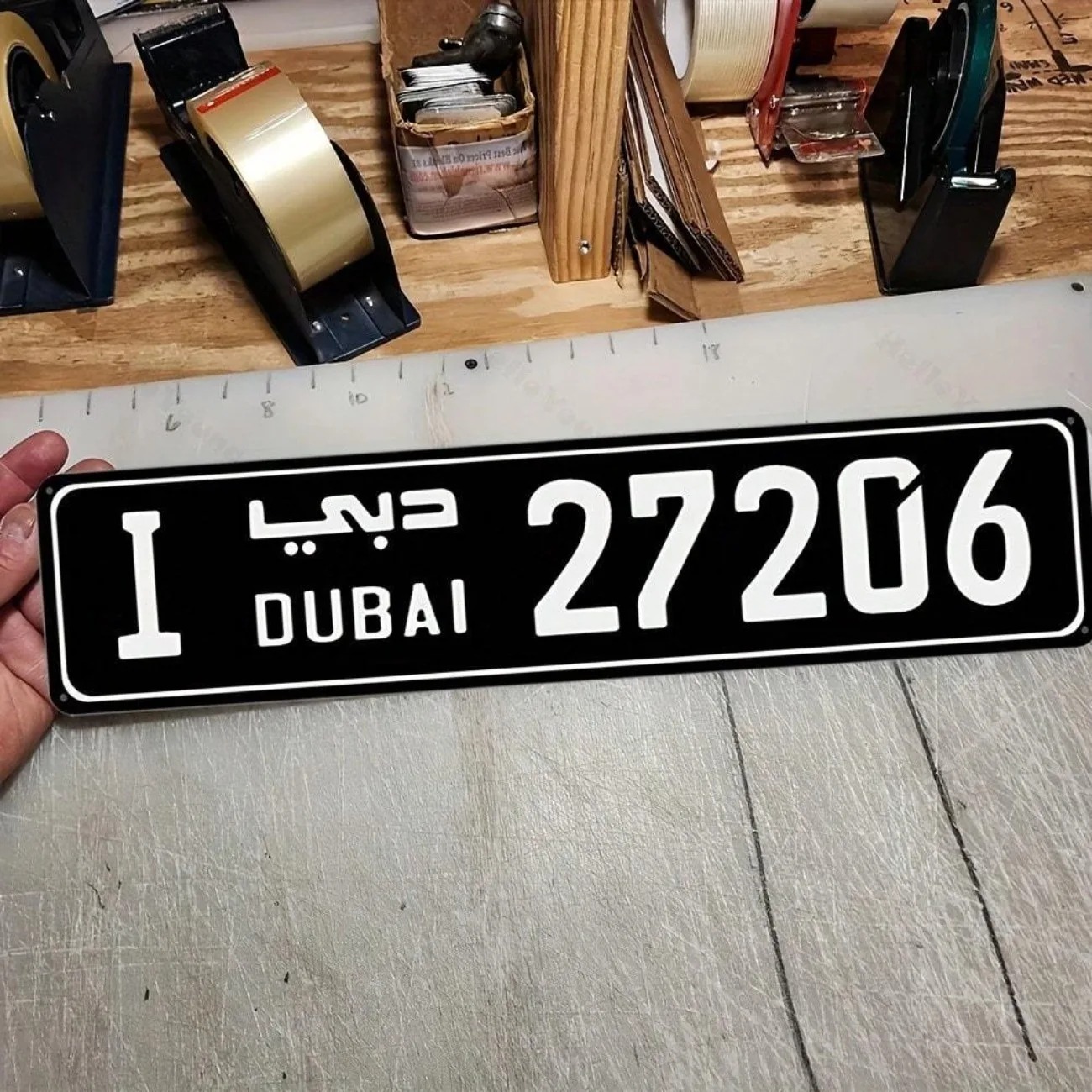 Engraved Aluminum Dubai‑Themed - Car Accessories Dubai recension och pris